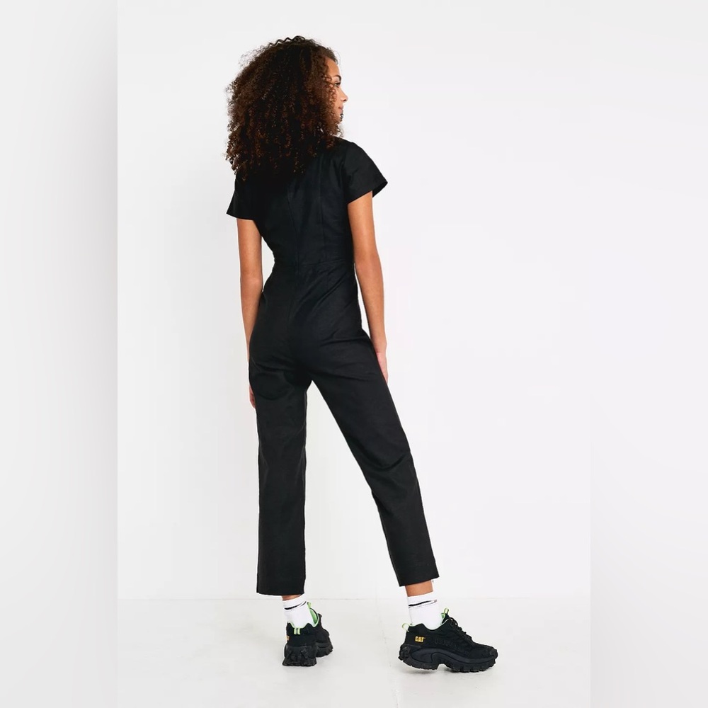 Urban Outfitters Karen Black Surplice Button-Through Jumpsuit - Picture 4 of 11